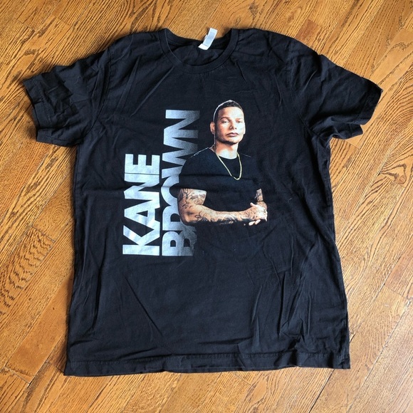 Kane Brown On Tour T-Shirt - Picture 1 of 4